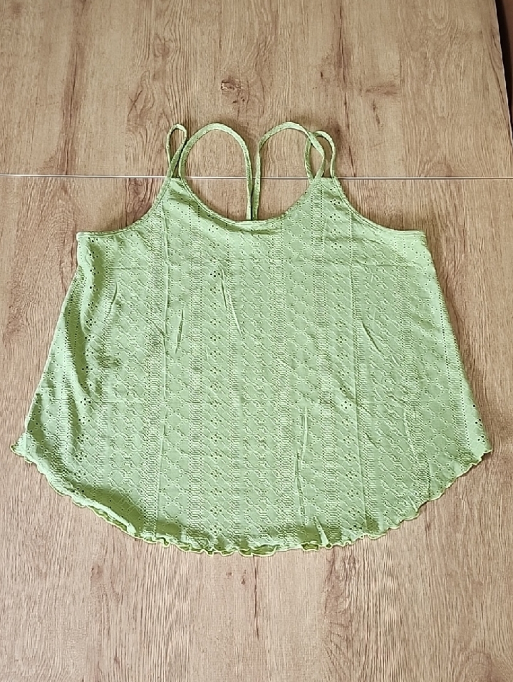 Light Green Lace-Pattern Double-Strap Camisole